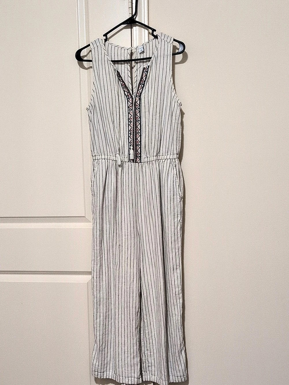 Old Navy Striped Linen Blend Jumpsuit in Off-White & Navy Blue Size Medium